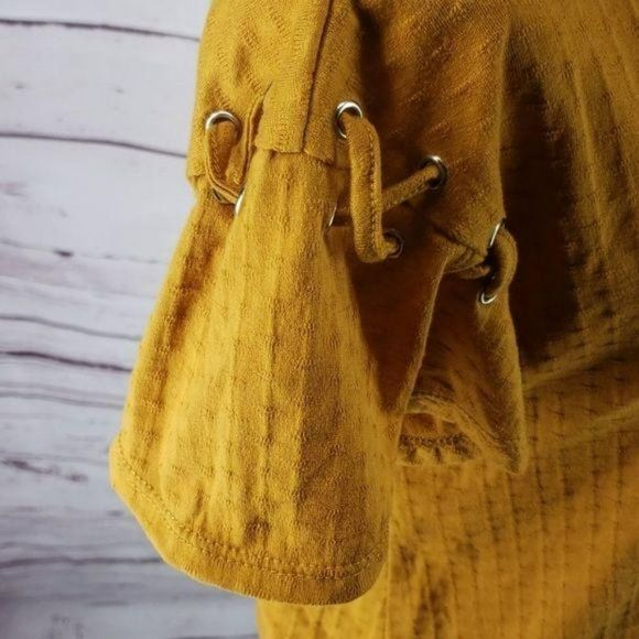 Cato Woman's‎ Mustard Waffle Style Boho Blouse Size Small - Picture 4 of 6